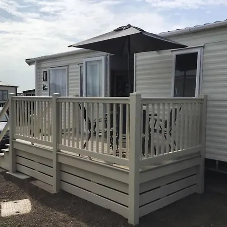 Brookside West Sands Holiday Park Seal Bay Selsey Exterior photo